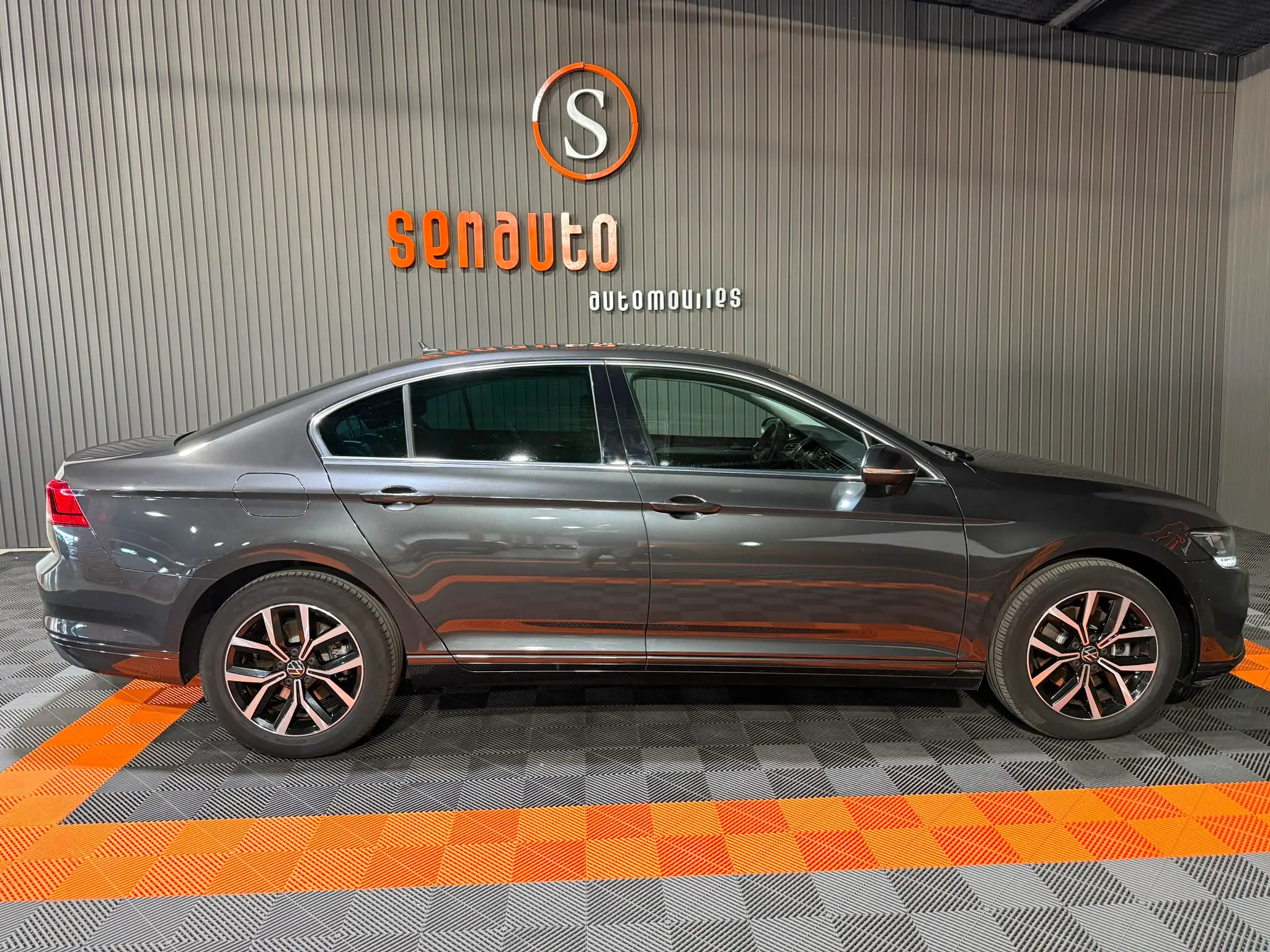 VOLKSWAGEN PASSAT EXECUTIVE 2.0 TDI 150CV 4P 6VEL