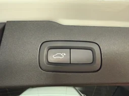 
VOLVO V60 CROSS COUNTRY 2.0 D4 AUTO PRO 190CV AWD full									