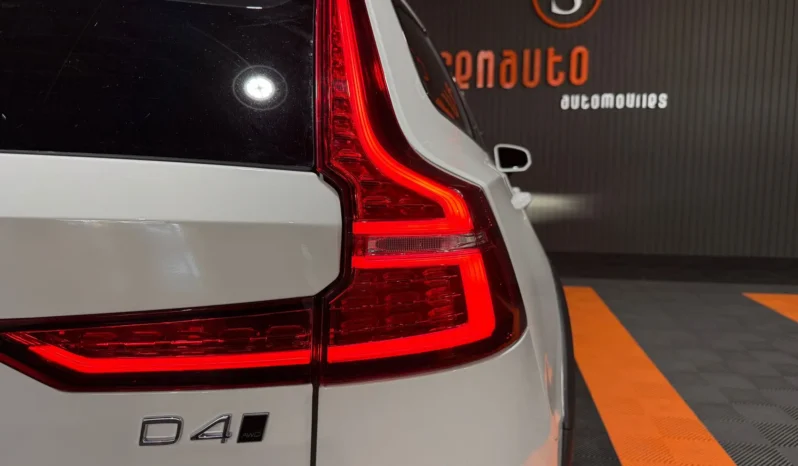 
VOLVO V60 CROSS COUNTRY 2.0 D4 AUTO PRO 190CV AWD full									