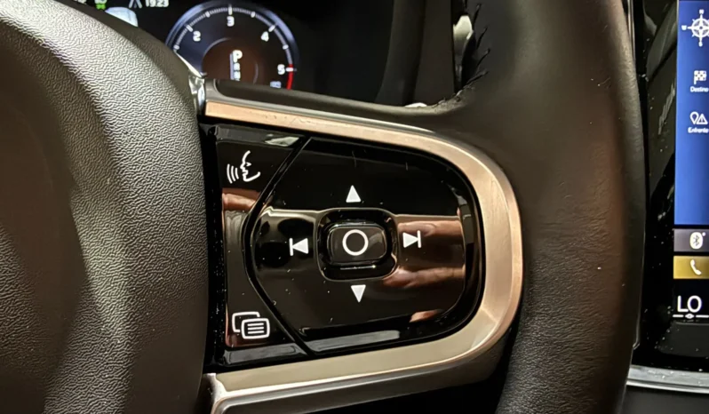 
VOLVO V60 CROSS COUNTRY 2.0 D4 AUTO PRO 190CV AWD full									