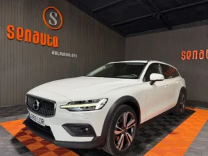 VOLVO V60 CROSS COUNTRY 2.0 D4 AUTO PRO 190CV AWD