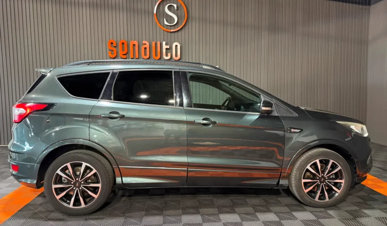 
FORD KUGA ST-LINE 2.0 TDCI 150 CV 6 VEL full									