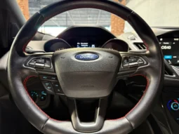 
FORD KUGA ST-LINE 2.0 TDCI 150 CV 6 VEL full									