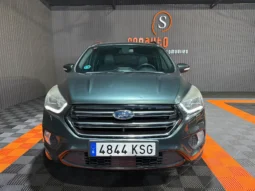 
FORD KUGA ST-LINE 2.0 TDCI 150 CV 6 VEL full									