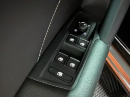 
VOLKSWAGEN TIGUAN R-LINE 2.0 TDI 200CV DSG 4MOTION full									