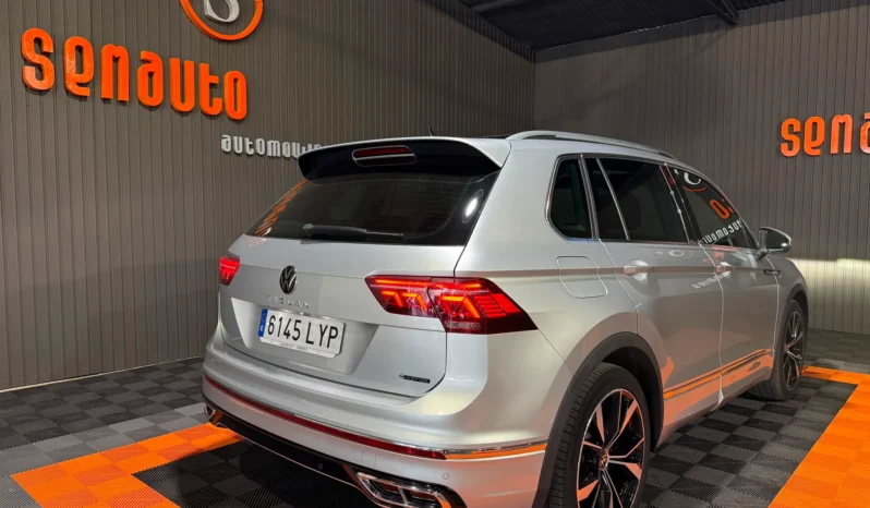
VOLKSWAGEN TIGUAN R-LINE 2.0 TDI 200CV DSG 4MOTION full									
