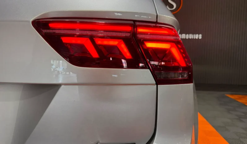 
VOLKSWAGEN TIGUAN R-LINE 2.0 TDI 200CV DSG 4MOTION full									