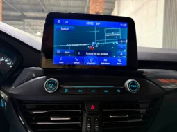 
FORD FOCUS SPORTBREAK ST-LINE 1.5 TDCI 120CV 6 VEL full									