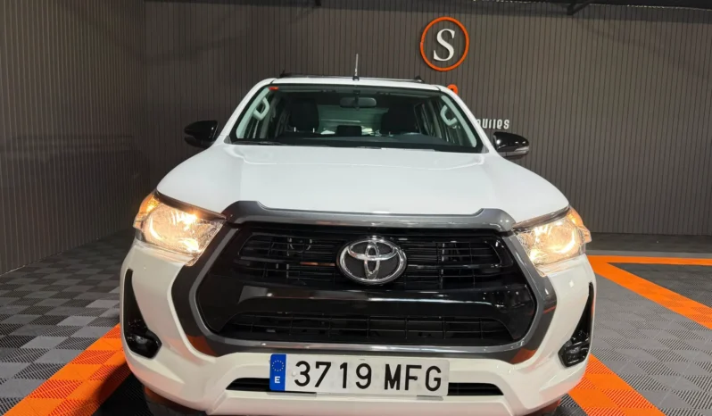 
TOYOTA HILUX DOBLE CABINA 2.4 D-4D GX 150 CV 6VEL 4WD full									