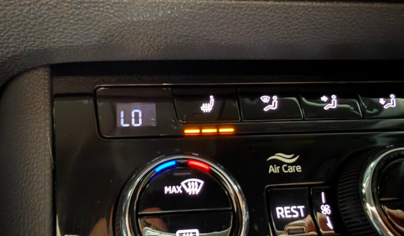 
SKODA KODIAQ STYLE 2.0 TDI 200 CV DSG 4X4 full									