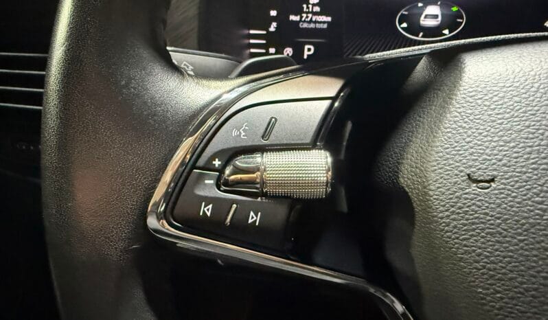 
SKODA KODIAQ STYLE 2.0 TDI 200 CV DSG 4X4 full									