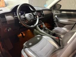 
SKODA KODIAQ STYLE 2.0 TDI 200 CV DSG 4X4 full									