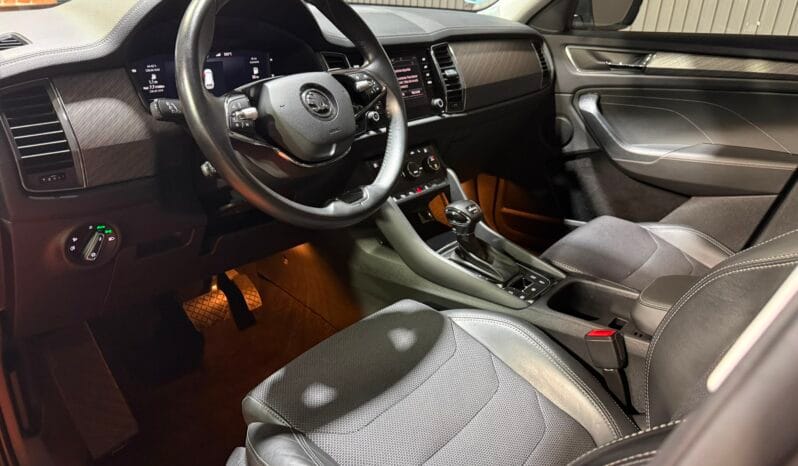 
SKODA KODIAQ STYLE 2.0 TDI 200 CV DSG 4X4 full									