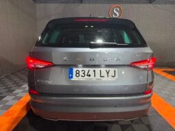 
SKODA KODIAQ STYLE 2.0 TDI 200 CV DSG 4X4 full									