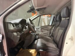
RENAULT TRAFIC MIXTA 2.0 DCI 150CV 6 VEL 6 PLAZAS full									