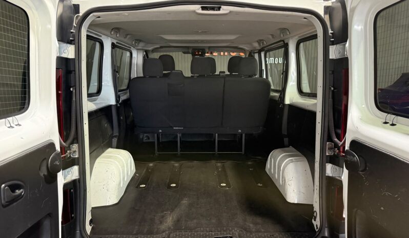 
RENAULT TRAFIC MIXTA 2.0 DCI 150CV 6 VEL 6 PLAZAS full									