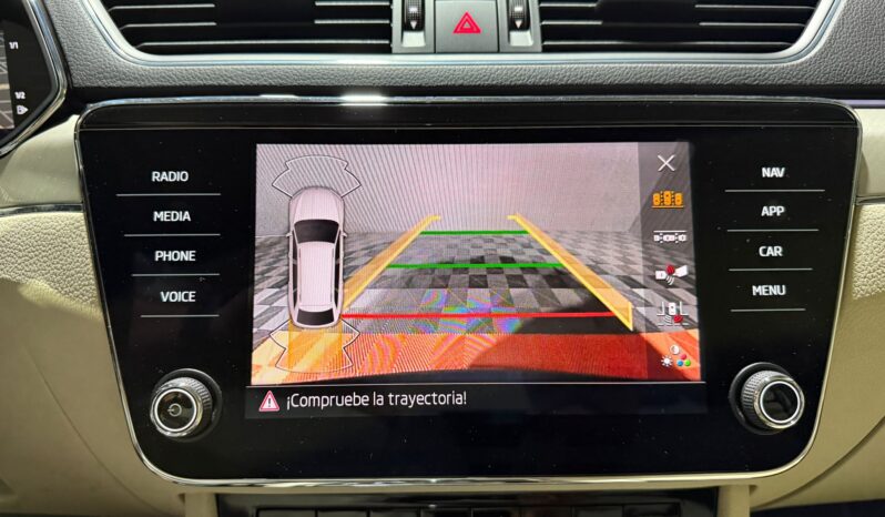 
SKODA SUPERB COMBI STYLE 2.0 TDI 150CV DSG full									