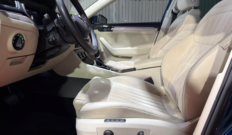 
SKODA SUPERB COMBI STYLE 2.0 TDI 150CV DSG full									