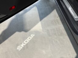 
SKODA KAROQ STYLE 2.0 TDI 150CV 6 VEL full									