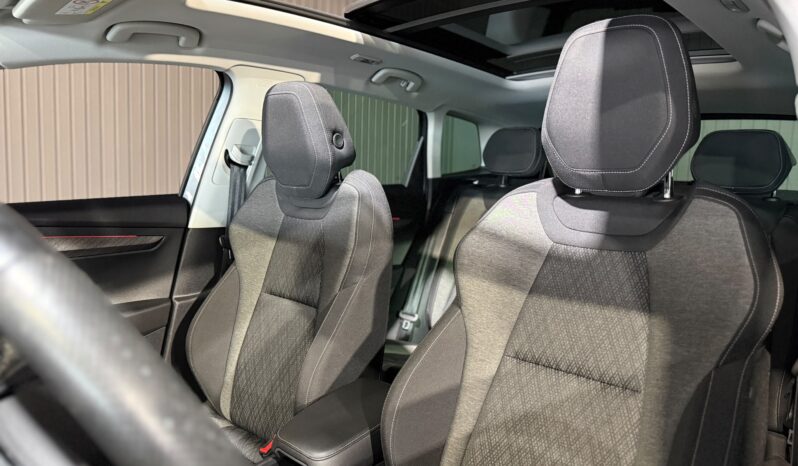 
SKODA KAROQ STYLE 2.0 TDI 150CV 6 VEL full									