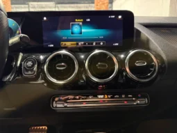 
MERCEDES GLA 200d AMG 150CV AUT. full									