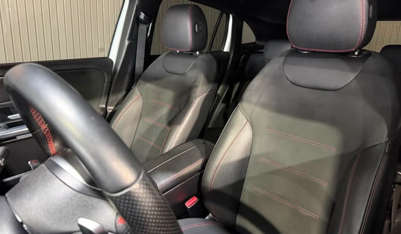 
MERCEDES GLA 200d AMG 150CV AUT. full									