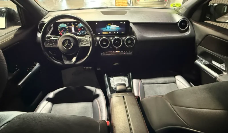 
MERCEDES GLA 200d AMG 150CV AUT. full									