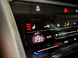 
VOLKSWAGEN T-ROC LIFE 2.0 TDI 150CV DSG full									