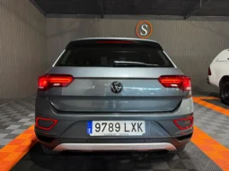 
VOLKSWAGEN T-ROC LIFE 2.0 TDI 150CV DSG full									