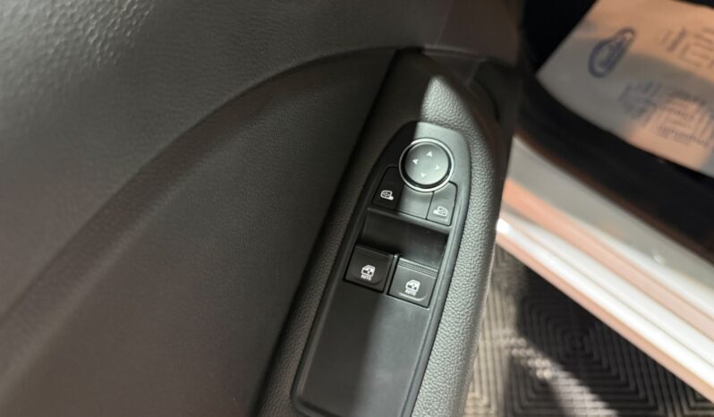 
RENAULT CLIO BUSINESS 1.0 TCE 91 CV GLP 5P 6 VEL full									