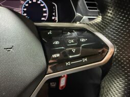 
VOLKSWAGEN TIGUAN R-LINE 2.0 TDI 150CV DSG full									