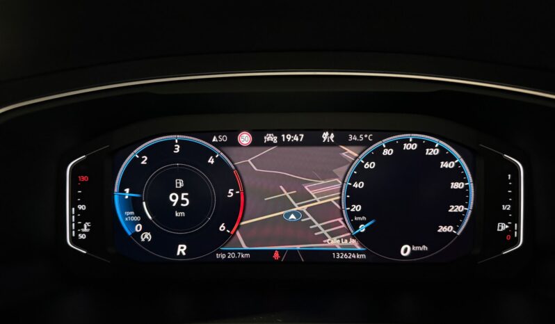 
VOLKSWAGEN TIGUAN R-LINE 2.0 TDI 150CV DSG full									