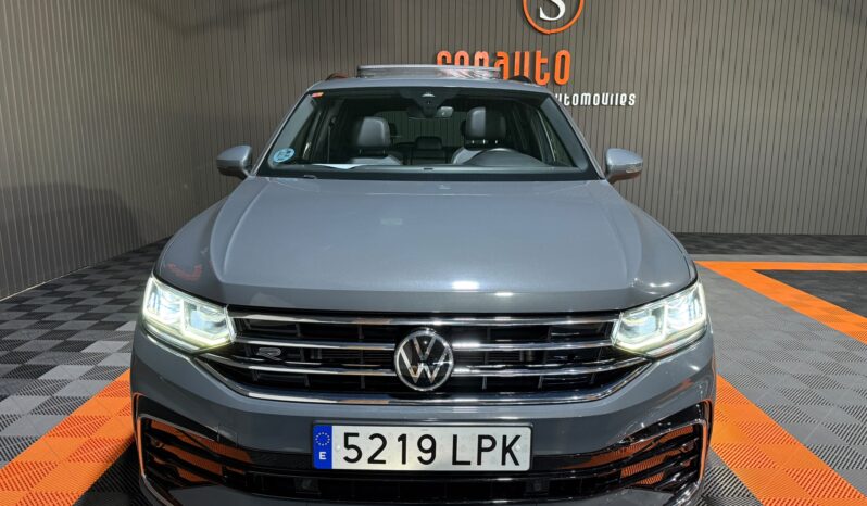 
VOLKSWAGEN TIGUAN R-LINE 2.0 TDI 150CV DSG full									