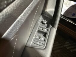 
VOLKSWAGEN TIGUAN R-LINE 2.0 TDI 150CV DSG full									