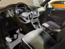 
VOLKSWAGEN TIGUAN R-LINE 2.0 TDI 150CV DSG full									