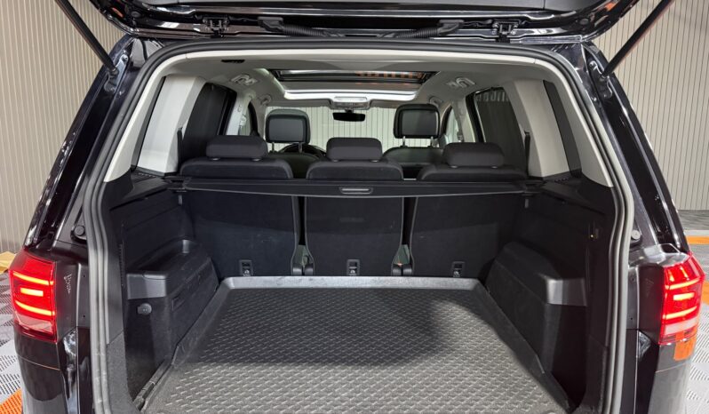 
VOLKSWAGEN TOURAN ADVANCE 2.0 TDI 150CV DSG full									