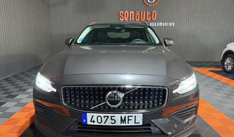 
VOLVO V60 CROSS COUNTRY B4 (D) 197CV AUT AWD full									