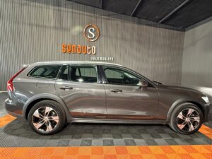 VOLVO V60 CROSS COUNTRY B4 (D) 197CV AUT AWD