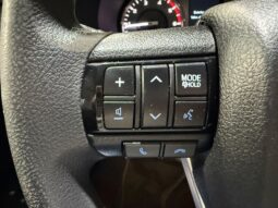 
TOYOTA HILUX DOBLE CABINA 2.4 D-4D GX 150 CV 6VEL 4WD full									