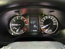 
TOYOTA HILUX DOBLE CABINA 2.4 D-4D GX 150 CV 6VEL 4WD full									