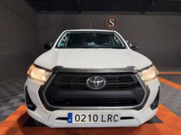 
TOYOTA HILUX DOBLE CABINA 2.4 D-4D GX 150 CV 6VEL 4WD full									