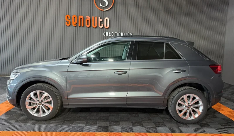
VOLKSWAGEN T-ROC ADVANCE 2.0 TDI 150CV DSG full									