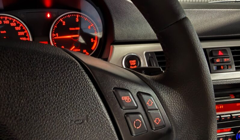 
BMW 318D TOURING 143CV 6 VEL full									