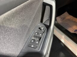 
VOLKSWAGEN T-ROC LIFE 1.5 TSI 150CV AUT full									