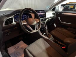 
VOLKSWAGEN T-ROC LIFE 1.5 TSI 150CV AUT full									