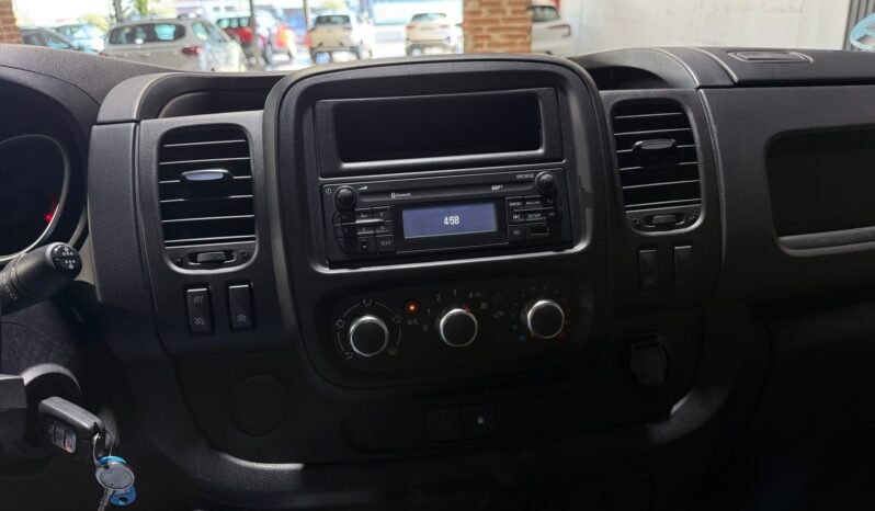 
RENAULT TRAFIC FURGON L1 H1 2.0 DCI 120CV 6 VEL full									
