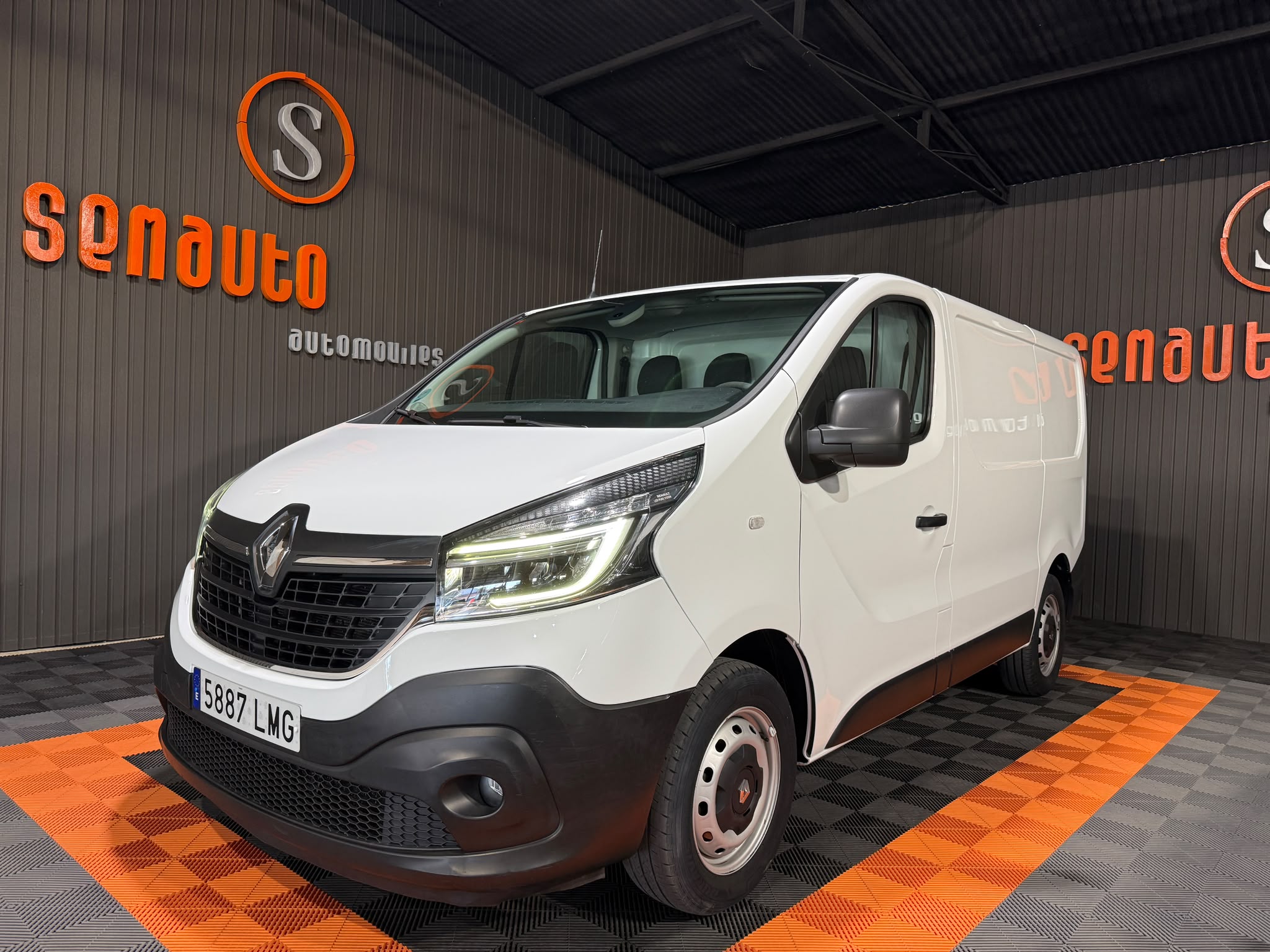 RENAULT TRAFIC FURGON L1 H1 2.0 DCI 120CV 6 VEL