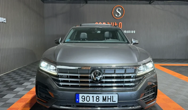 
								VOLKSWAGEN TOUAREG R-LINE 3.0 TDI 231CV TIPTRONIC 4MOTION full									