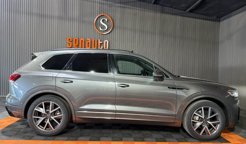 
								VOLKSWAGEN TOUAREG R-LINE 3.0 TDI 231CV TIPTRONIC 4MOTION full									